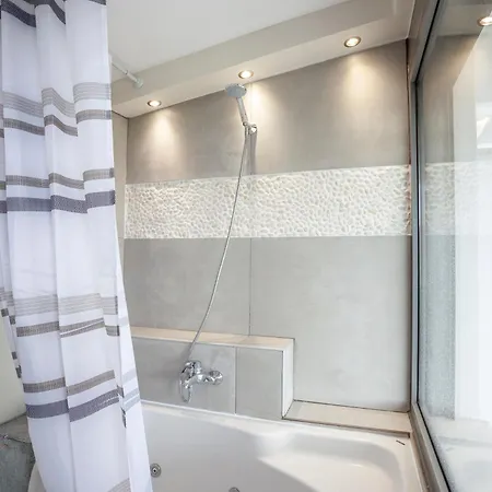 Selena Seafront * هانيوتي