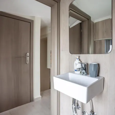 Selena Seafront Hanioti