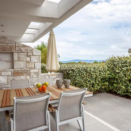 Selena Seafront Villa