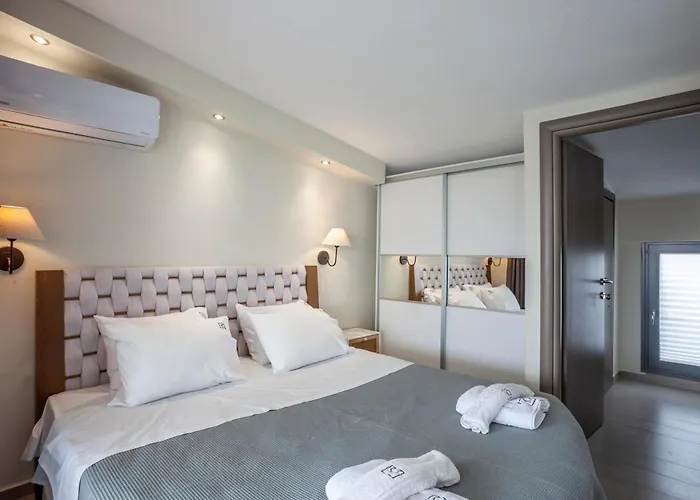 Villa Selena Seafront *