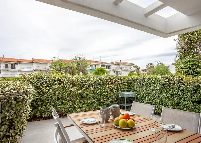 Selena Seafront Hanioti