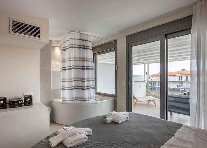 Villa Selena Seafront Hanioti