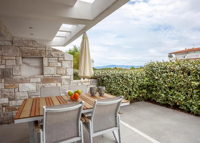 Selena Seafront Villa